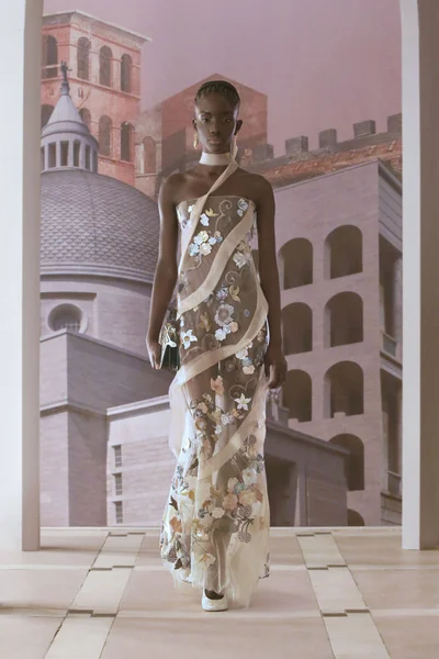 Look 2